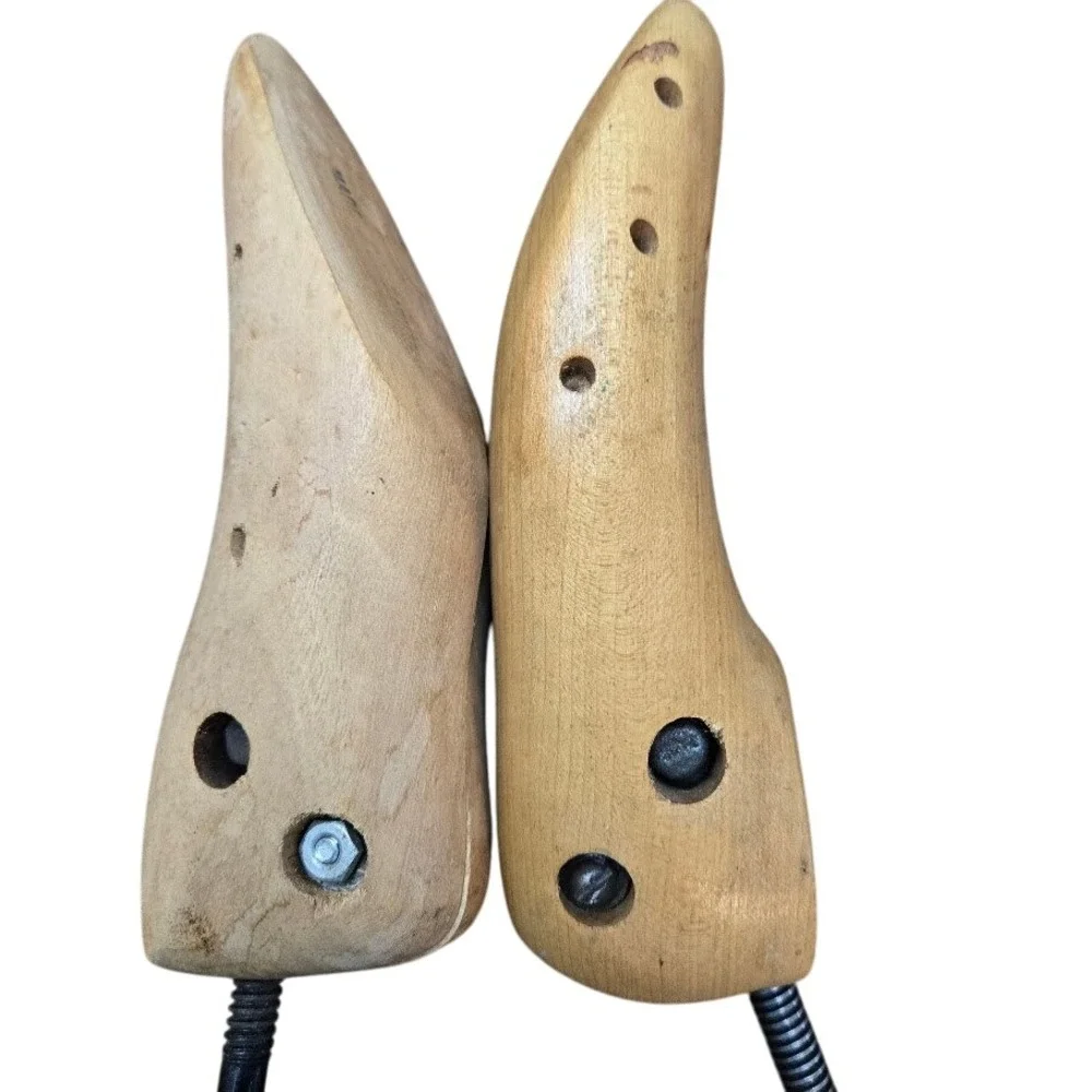 Vintage Adjustable‎ Wooden Shoe Tree Stretcher Form Lot D25/3166